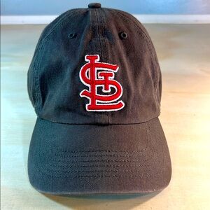 Black and Red Cardinals Cap with Red Embroidered Logo Sz XL